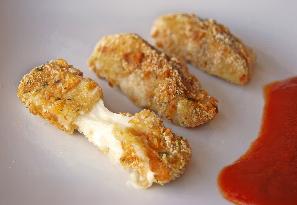 Fingers de queso: receta fácil para unos exquisitos bastones de mozzarella al horno o airfryer
