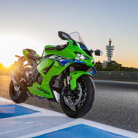 Kawasaki acaba de hacer algo revolucionario en España con su Ninja ZX-10R: ofrecer la deportiva más barata en años