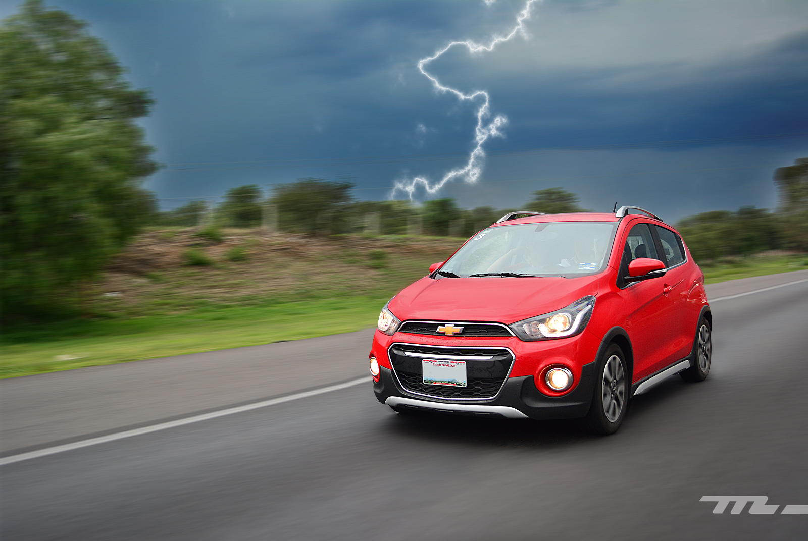 Manejamos el Chevrolet Spark Activ, ¿tiene sentido más ... Manejamos el Chevrolet Spark Activ, ¿tiene sentido más ...
