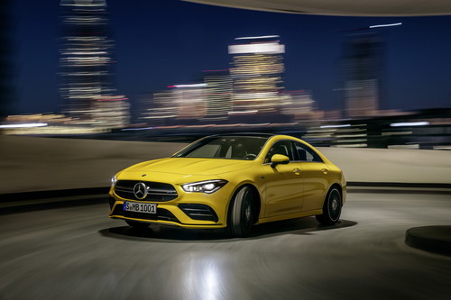 El Mercedes-AMG CLA35 inyecta estilo de coupé a la gama compacta de AMG