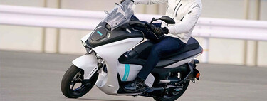 Yamaha ya tiene preparado el E01, el deportivo scooter eléctrico de 125 que presentará este 2023