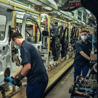 El sector del automóvil pierde 18.000 empleos, con la producción de coches aún muy tocada