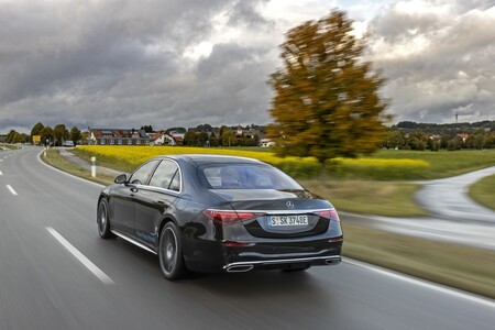 Más allá del lujo, el nuevo Mercedes-Benz Clase S es un híbrido enchufable con unos sorprendentes 103 km de autonomía eléctrica