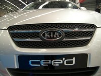 Kia cee'd: equilibrado y con 7 años de garantía de motor