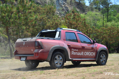 Renault Oroch 11