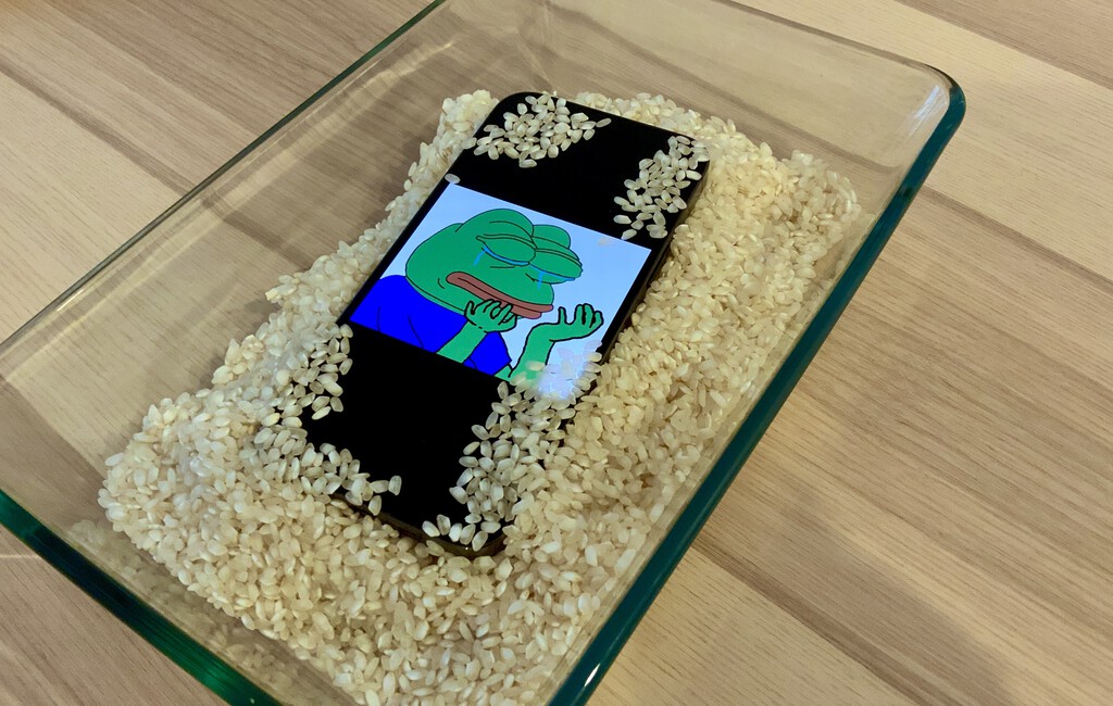 Ni arroz ni secador: la solución para cuando se moja tu iPhone Ni arroz ni secador: la solución para cuando se moja tu iPhone