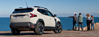 Probamos el Dacia Duster Hybrid, el SUV híbrido barato que me compraría por su bajo consumo y su tecnología práctica sin gadgets inútiles
