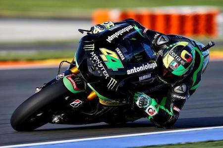 Pol Espargaró durante la jornada de test en Valencia