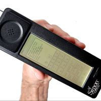 Nadie se acuerda de él y fue el padre de todos los smartphones. Pesaba tres iPhone y hasta enviaba faxes