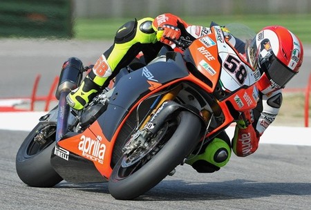 Aprilia dona la Aprilia RSV4 con la que Marco Simoncelli corrió en Imola 2009