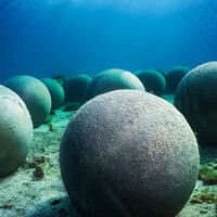 Un experimento alemán ha demostrado que las esferas de hormigón son baterías fantásticas, y ahora California está hundiendo una de 9 metros en el océano 