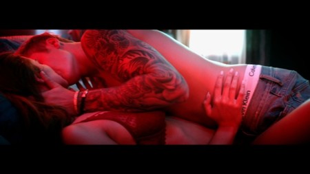 De nuevo, Justin Bieber en ropa interior de Calvin Klein, y esta vez, estrenando vídeo musical