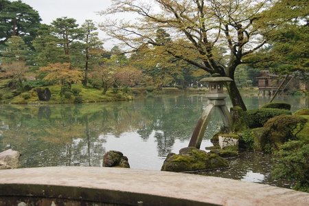 Japón: El Kenroku-en de Kanazawa, uno de los jardines más bellos del mundo