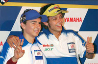 Jorge Lorenzo será compañero de Valentino Rossi
