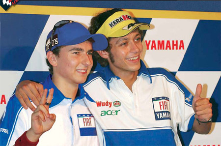 Jorge Lorenzo será compañero de Valentino Rossi