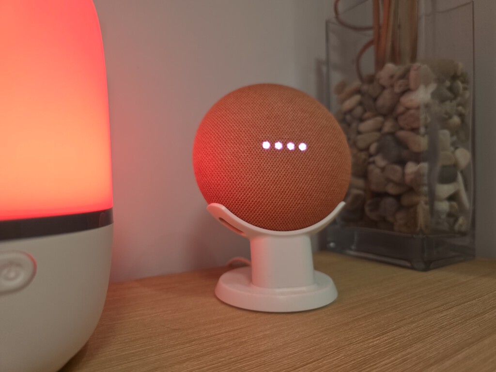 “Ok, Google, enciende la luz”... y no hace nada. Si tu altavoz se ha vuelto tonto no te alarmes, no eres el único