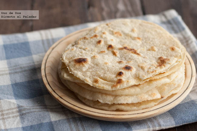 Tortillas de harina de trigo para fajitas, receta básica mexicana