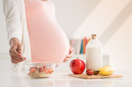 La dieta de la madre en el embarazo está relacionada con el riesgo de desarrollar TDAH en la infancia, según un estudio