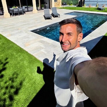 Kike Urdiales, albañil experto en piscinas: "Los materiales han subido tanto que hay 2800 euros de diferencia en una obra, que alguien me explique qué está pasando"