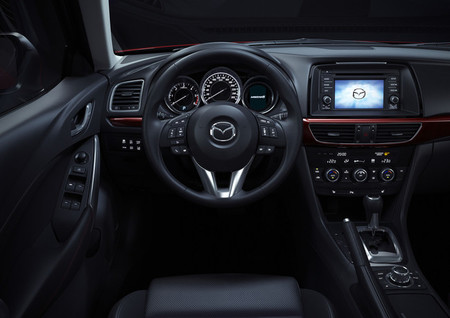 Mazda6, vista interior
