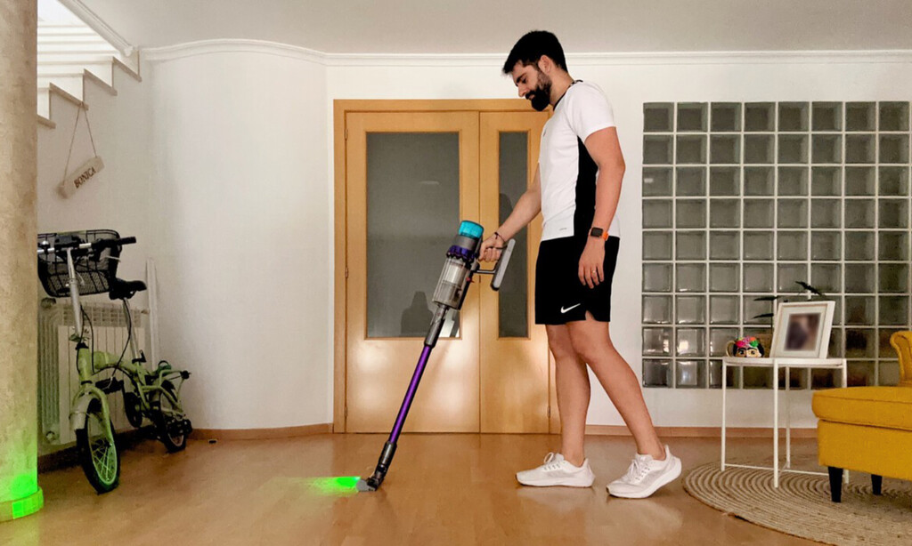 Dyson ya ha dado comienzo a sus rebajas: aspiradoras, robots, ventiladores sin aspas y más con descuentos de hasta 300 euros 