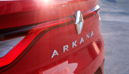 Renault Arkana, un misterioso SUV con destino a Rusia dice hola en este primer teaser