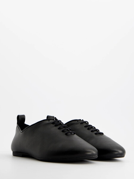 Zapato Plano De Piel Ulk Blunchi Blk 2304757 3a