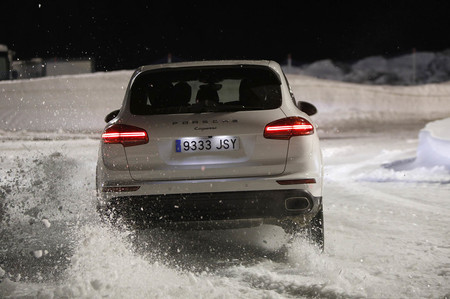 Prueba Porsche Cayenne Diesel hielo