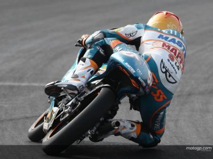 Héctor Faubel consigue la pole en Sepang