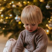 Niños con alta sensibilidad en Navidad: cómo hacer adaptaciones para que disfruten sin renunciar a la magia 