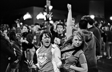 No te pierdas ni una fiesta con LiveClubs 