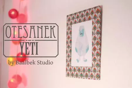 Otesanek, un portafotos de pared con divertidas ilustraciones de monstruos