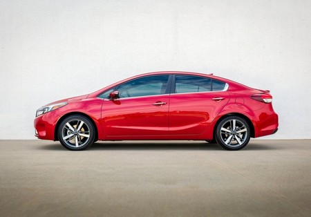 Kia Forte 2017 1024 05