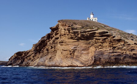 Isla Espana Desconocida Castellon Sin Gente Eclipse Solar Montana Mar Tranquilo Sin Turistas Buena Comida Barato