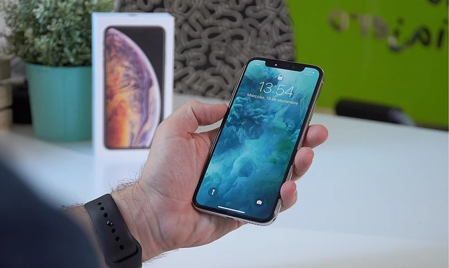 iPhone XS
