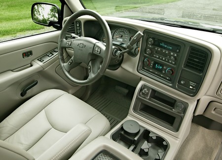 Chevrolet Silverado Hybrid 2005 1600 04