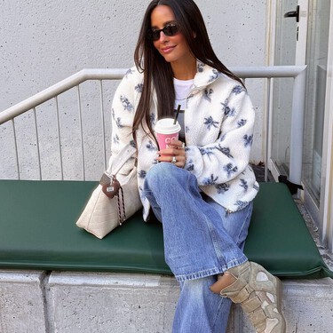 Adidas reta a Isabel Marant con su versión de las Bekett en clave minimalista y por solo 40 euros