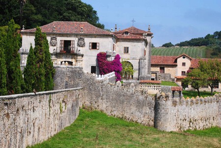 Pueblo Marinero Cantabria Bonito Escapada Otono Invierno Viajes Espana Turismo