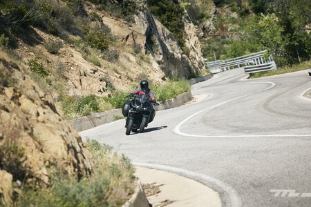 Yamaha Niken Gt 2023 Prueba 030