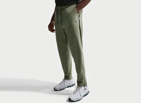 Pantalon Nike Tech