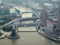 China crece al 12%, pero le resta importancia