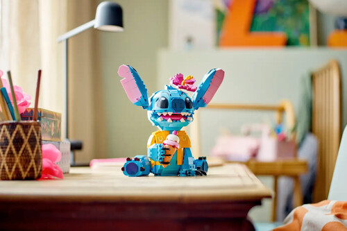 ‘Lilo y Stitch’ es la película del verano y ahora puedes tener al simpático extraterrestre en forma de LEGO en tu 'Ohana'