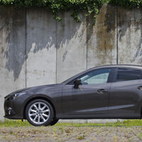 Es uno de los autos más confiables de México y cuesta menos de 200,000 pesos usado. En 2026 aún vale la pena y tiene buen manejo