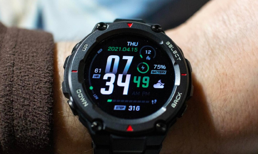 Aún no es Black Friday, pero este smartwatch todoterreno de Amazfit es un auténtico chollazo hoy