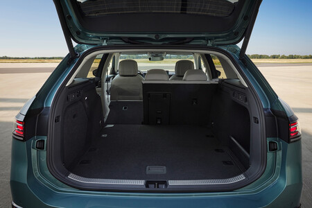 Volkswagen Passat Variant 2024 maletero