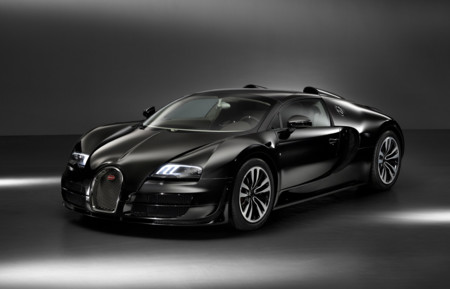 No importa que cueste 2 millones de dólares, el Veyron también ha sido llamado a revisión
