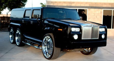 El colmo del mal gusto: híbrido entre Rolls-Royce Phantom, Hummer H2 y limusina