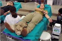 ¿Se puede donar sangre dando el pecho?