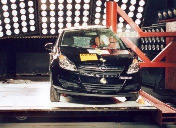 corsa-2006-euroncap.jpg