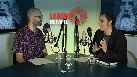 Alan Moore: el guionista que revolucionó los cómics también escribe novelas (Laberinto de Papel 1x01)